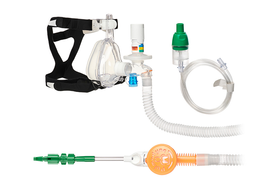 O2-MAX™ Trio System with Schrader Quik-Connect™, with smoothbore tube, 3-SET™ adjustable PEEP valve, nebuliser and BiTrac ED Mask, medium adult